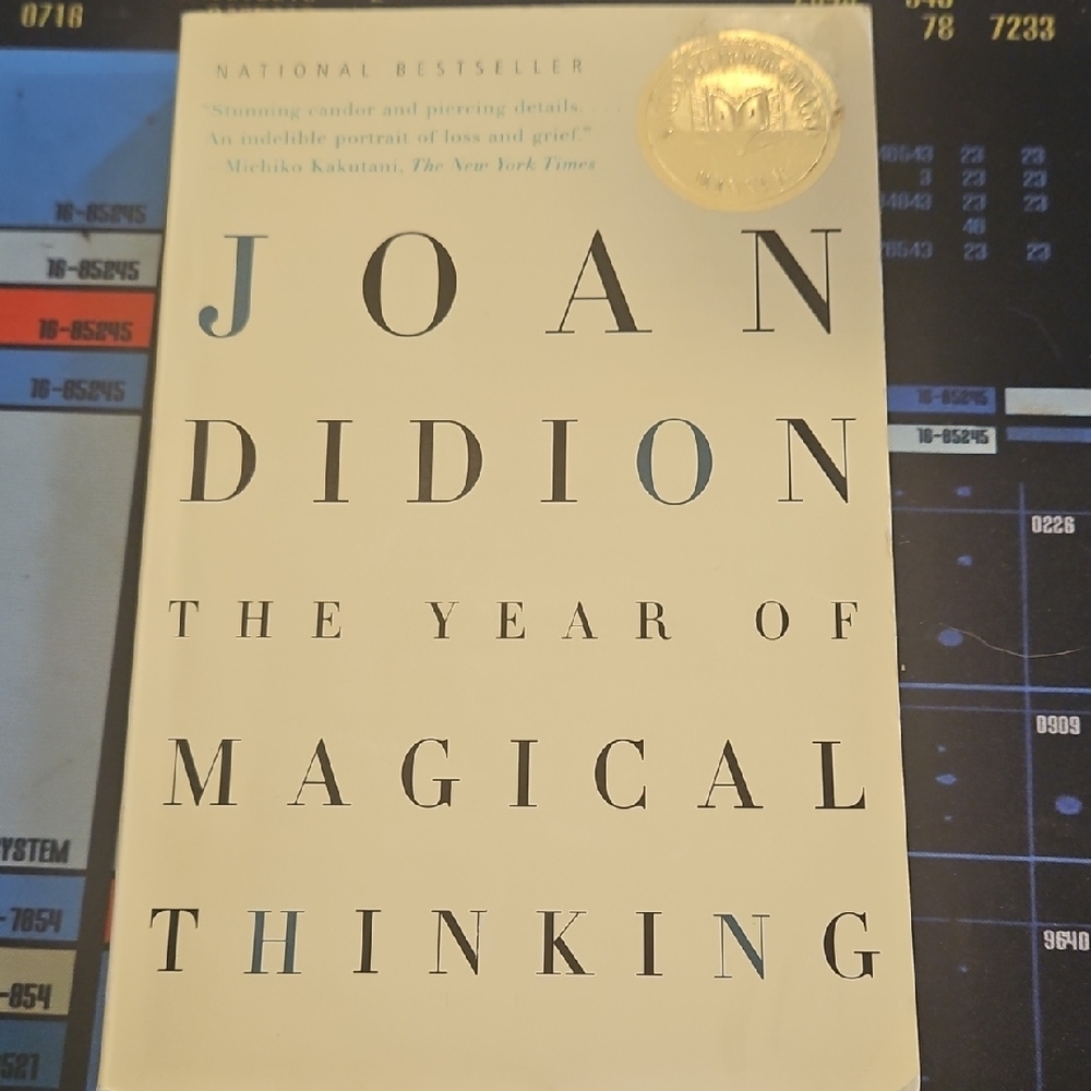 Joan Didion "The Year of Magical Thinking" Paperback - Cream Cover